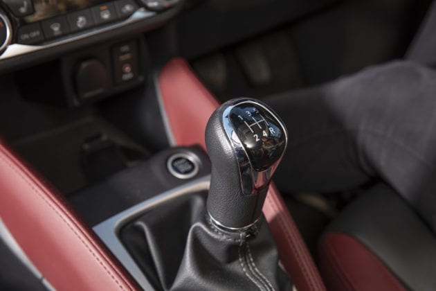 Should I learn to drive in a manual or an automatic?